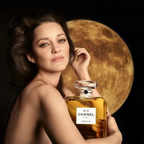 who is the actress in chanel no 5 advert|Chanel no 5 french girl.